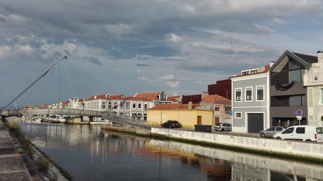 A Casa Do Pescador Aveiro Center Apartment Luaran gambar